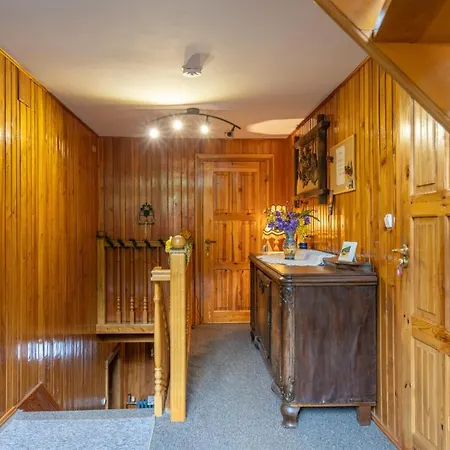Quarto em Acomodações Particulares Modrzewianka *